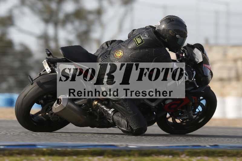 /Archiv-2024/01 26.-28.01.2024 Moto Center Thun Jerez/Gruppe gruen-green/backside